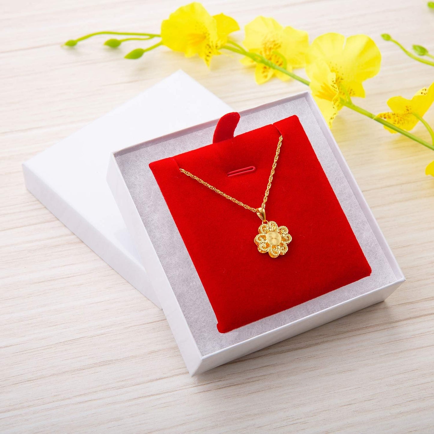 Jewelry Gift Boxes 40 Pack 3.5X3.5X1 Inch Cardboard Jewelry Boxes,Small Gift Boxes for Jewelry Earrings Necklaces Handmade Bangles Bracelets(White)